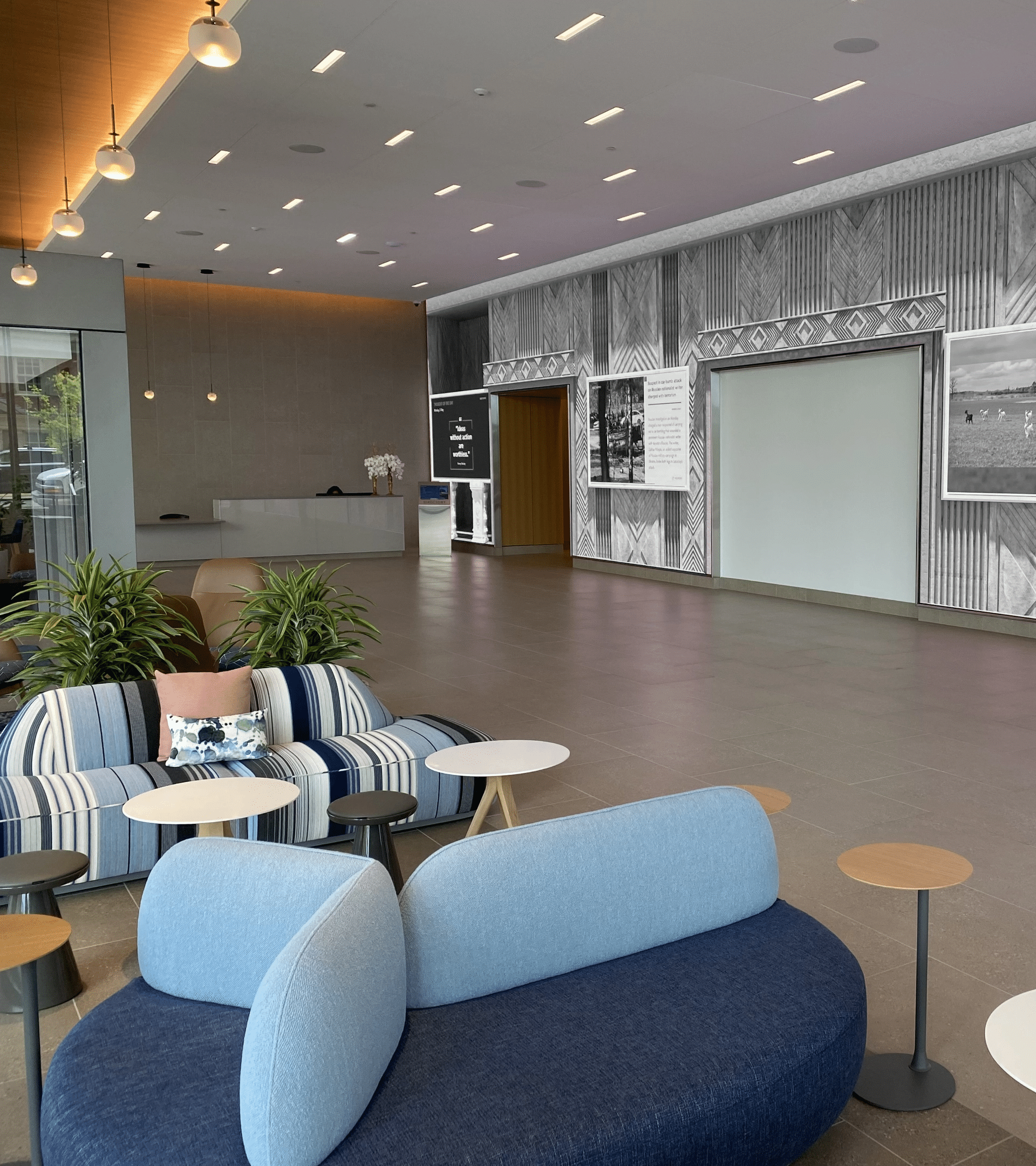 Forsyth Pointe Office Building Lobby